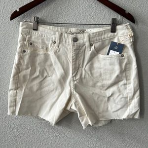 NWT - New With Tags - Universal Thread - Off White High Waisted Shorts-Size8